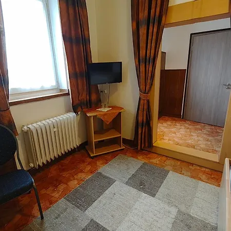Hotel Park *