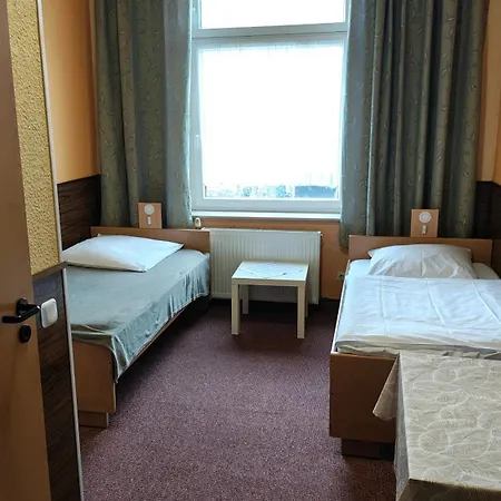 Park فندق هام